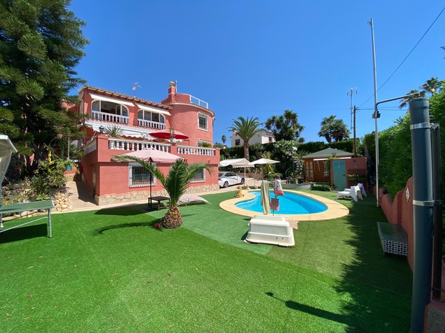 Villa for sale in Calpe